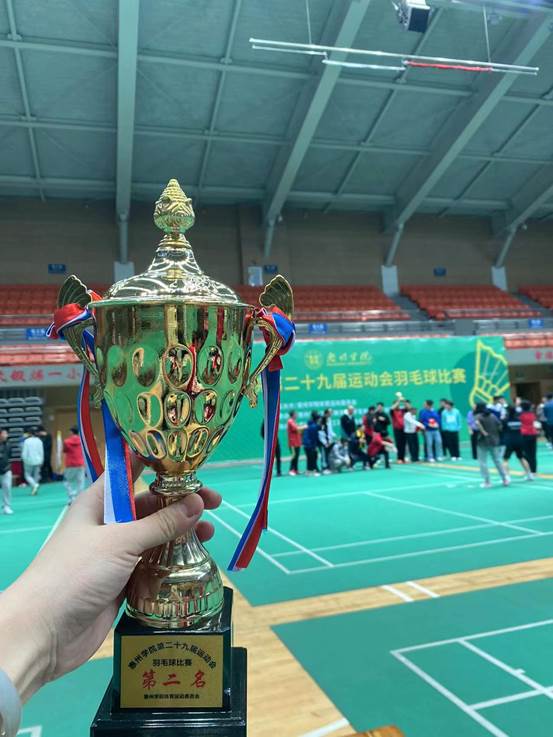 cd251467d24e145a61bc65a27bafe58